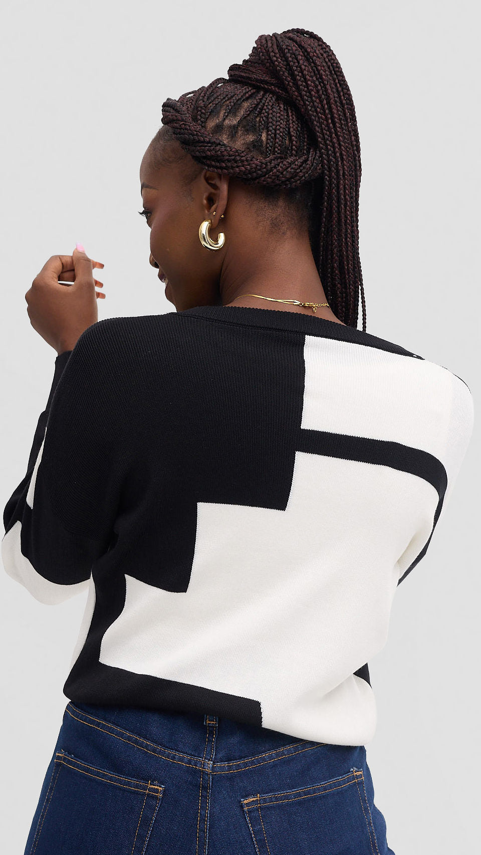 Crewneck sweaters- Black and White